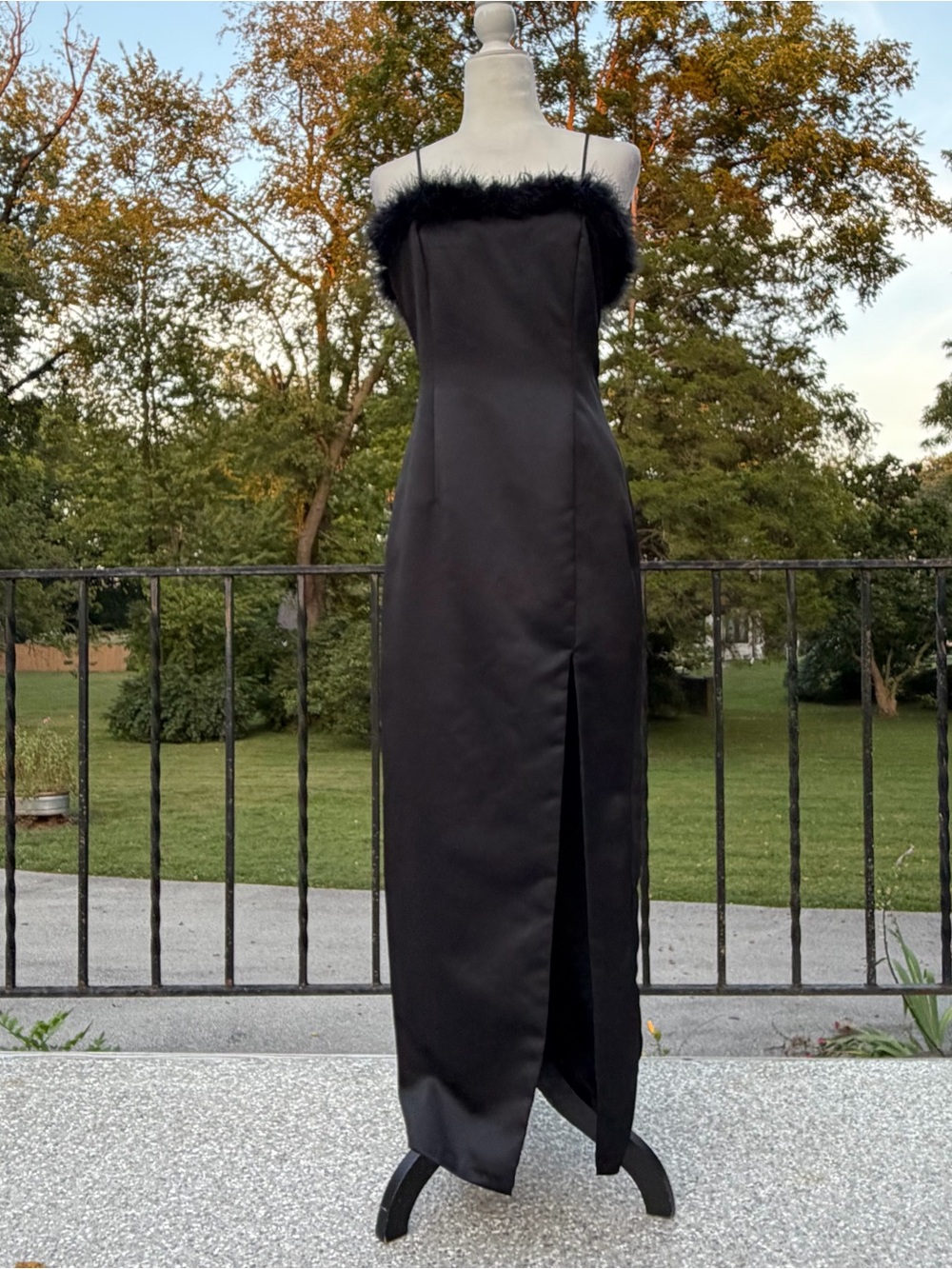 Vintage 90s Y2K ROBERTA Black Spaghetti Strap Feather Trim Prom Homecoming Dress